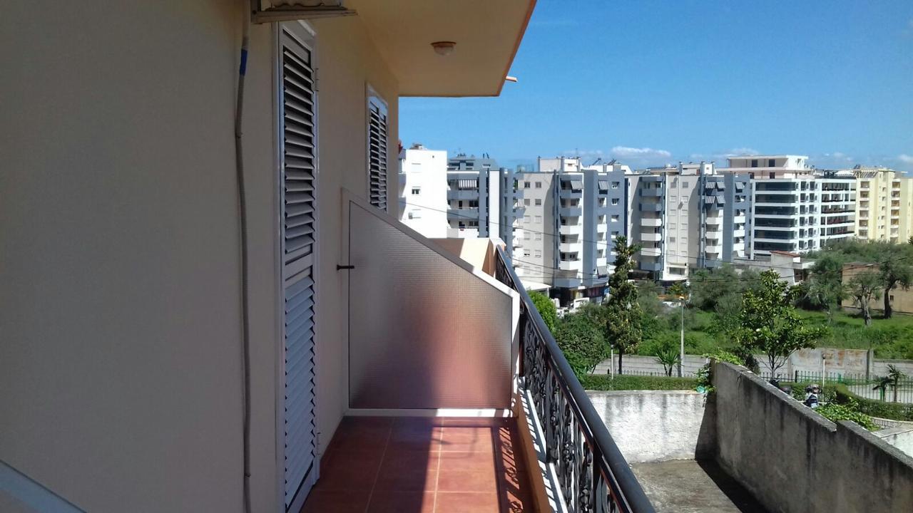 Vila Kristal Vlora Exterior foto